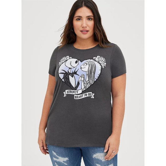 Torrid CLASSIC FIT CREW TEE - NIGHTMARE BEFORE CHRISTMAS VINTAGE BLACK S… - Picture 5 of 5